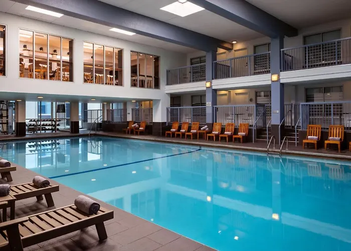 Renaissance Minneapolis 4*