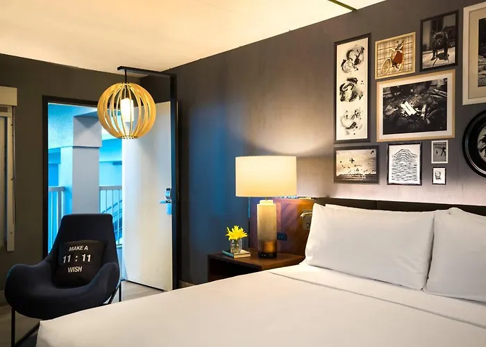 Renaissance Minneapolis Hotel