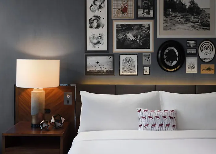 Hotel Renaissance Minneapolis