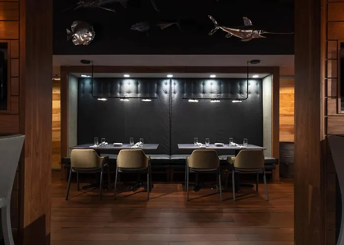 Hotel Renaissance Minneapolis 4*