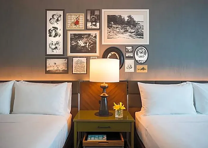 Hotel Renaissance Minneapolis 4*