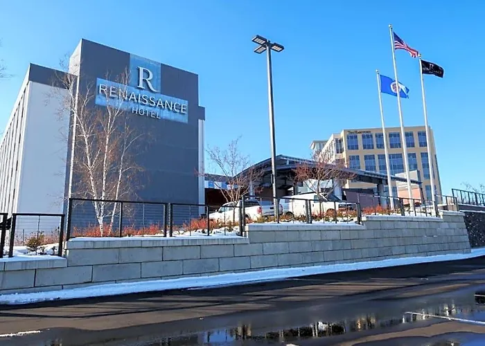 Renaissance Minneapolis Hotel 4*