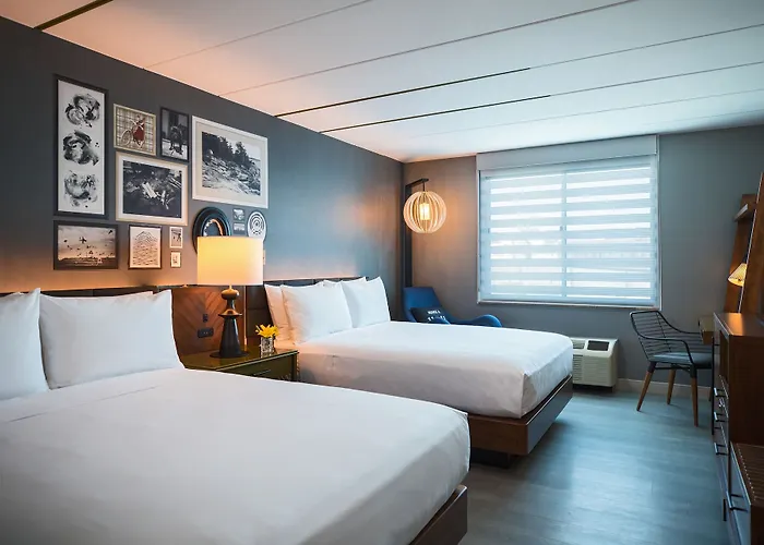 Hotel Renaissance Minneapolis 4*